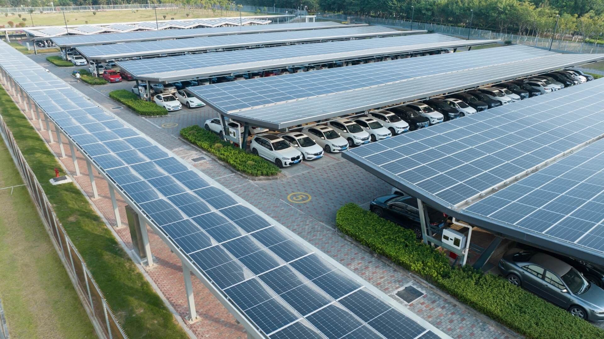 Tiers investissement photovoltaïque : financer une centrale solaire en entreprise **sans CAPEX**